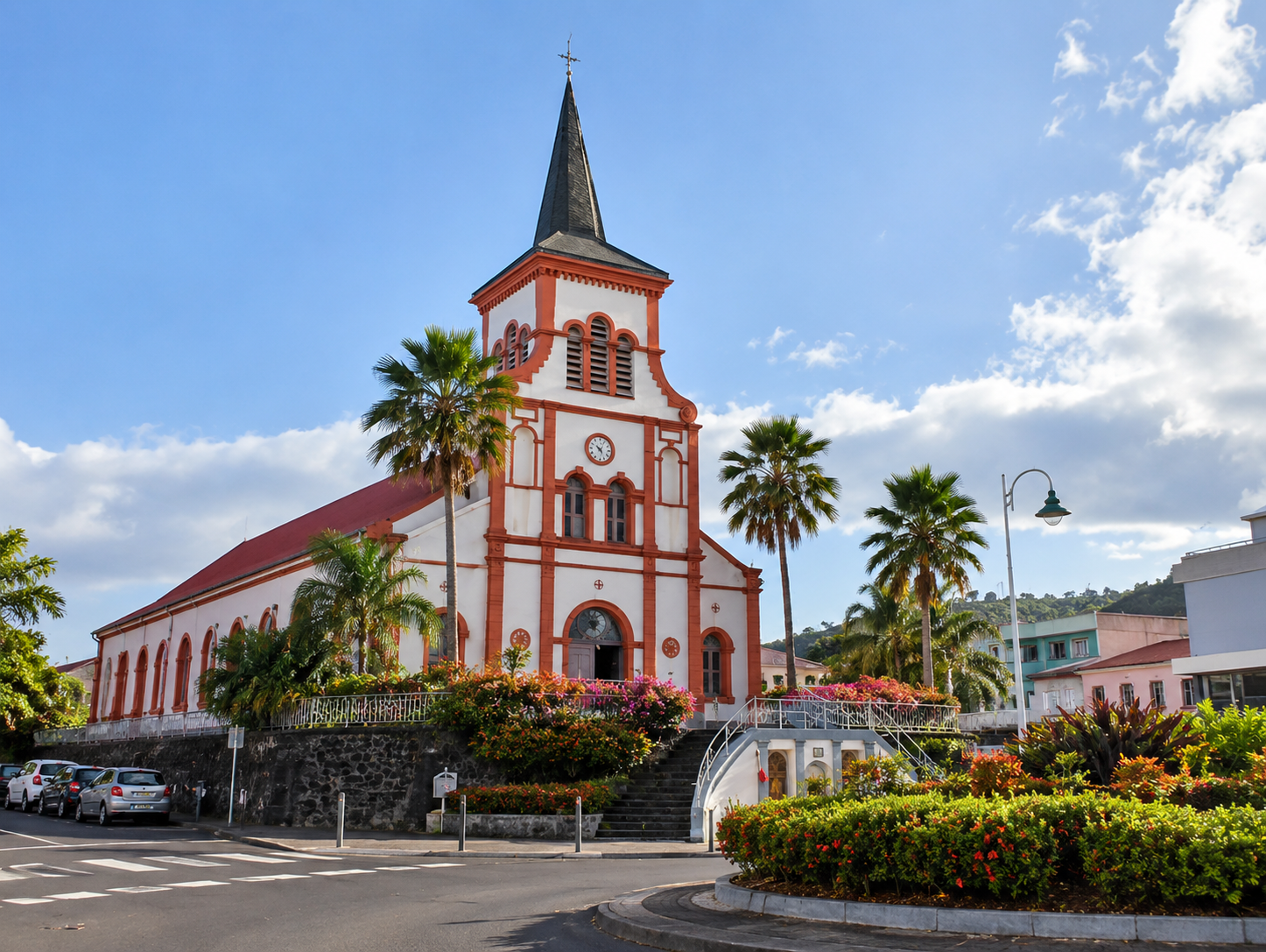 Église de Ducos en Martinique avec clocher et façade créole